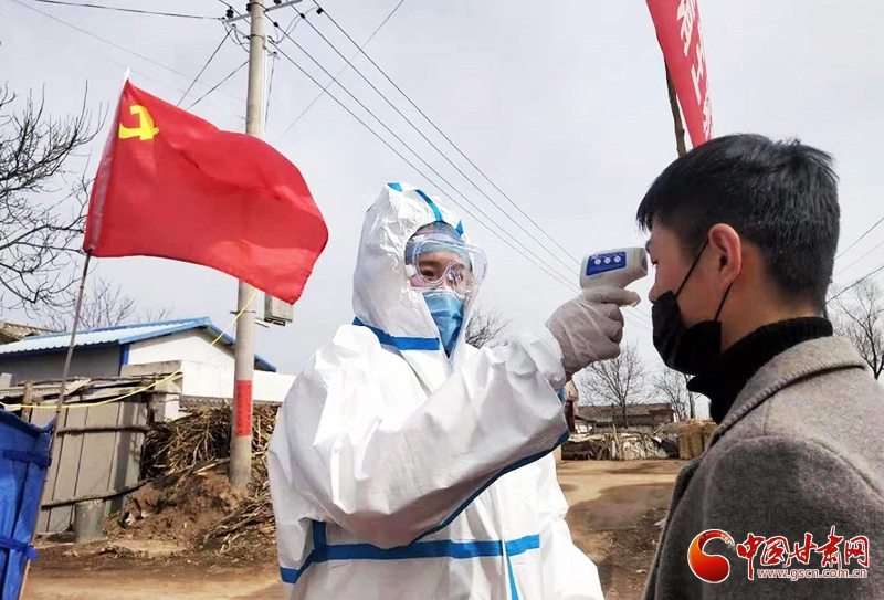 【甘肅全民戰“疫”】靈臺：戰“疫”一線的“巾幗小分隊”（圖）