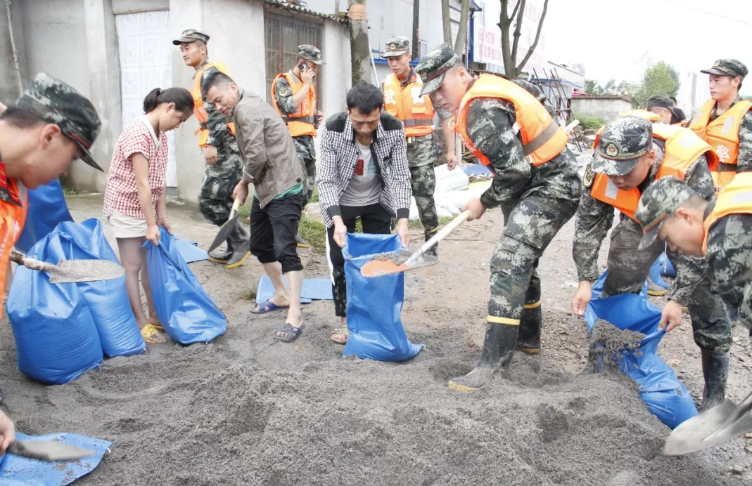 為隴南戰“洪”鼓與呼——中央省級媒體采訪報道隴南抗洪搶險救災紀實