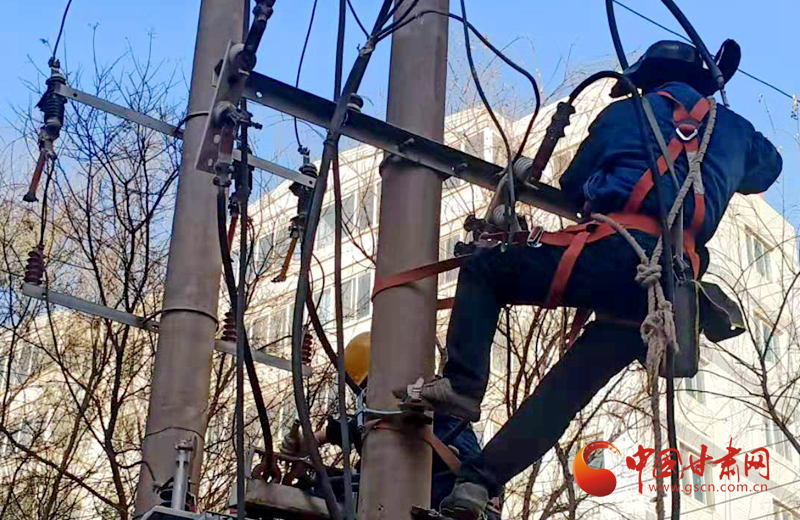 寒潮來襲，武山供電公司吹響防寒抗寒“集結號”