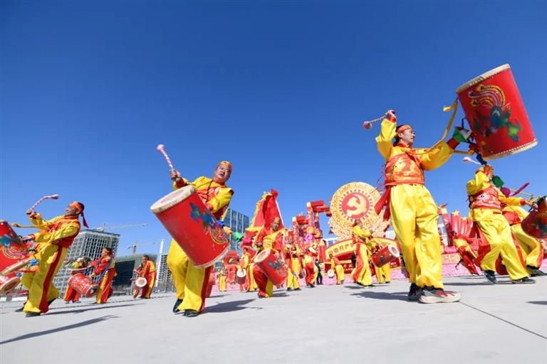 “非遺過(guò)大年·文化進(jìn)萬(wàn)家”