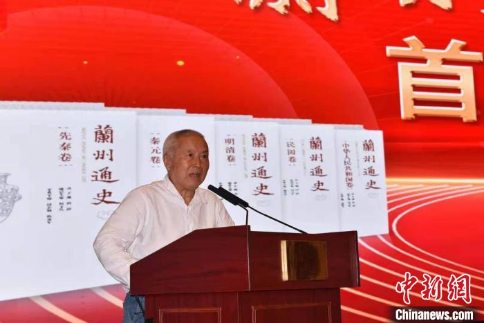 七旬史志專家修志三十載:沉浸“雕琢”城市記憶