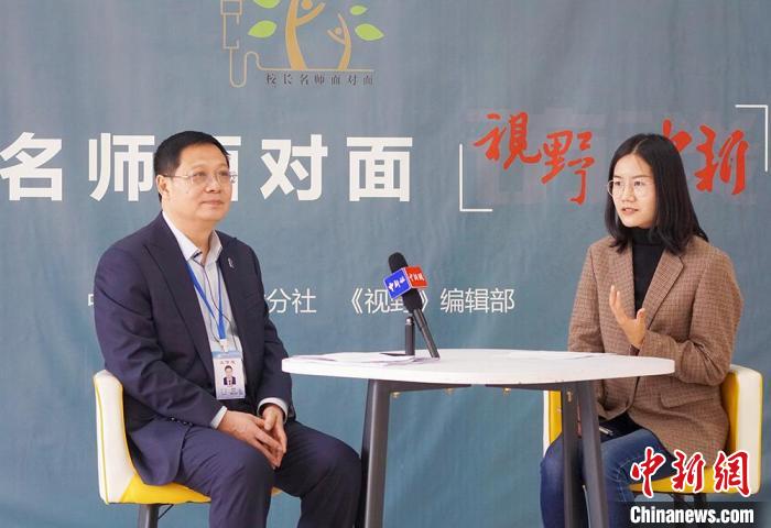 蘭州:“少年科學(xué)院”攜高校育人才小學(xué)生與實(shí)驗(yàn)室零距離接觸