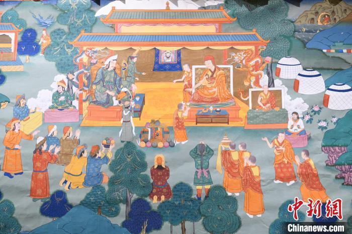 8月20日，在蘭州市博物館展出的大型歷史題材卷軸唐卡“涼州會盟”?！〈魑牟?攝