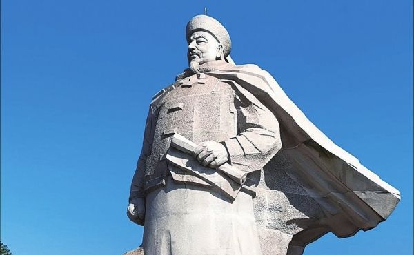 《功名訣：左宗棠鏡像》：還原左宗棠的功名本色