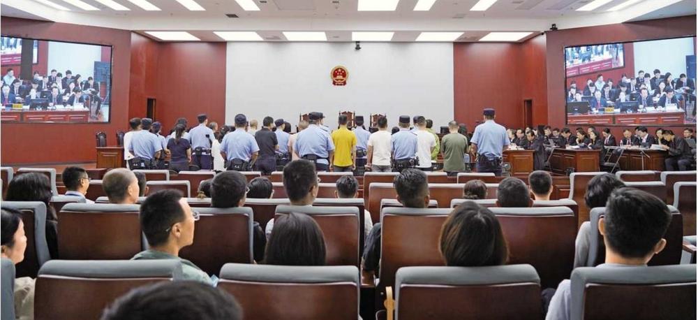 利劍護公正 初心守民安